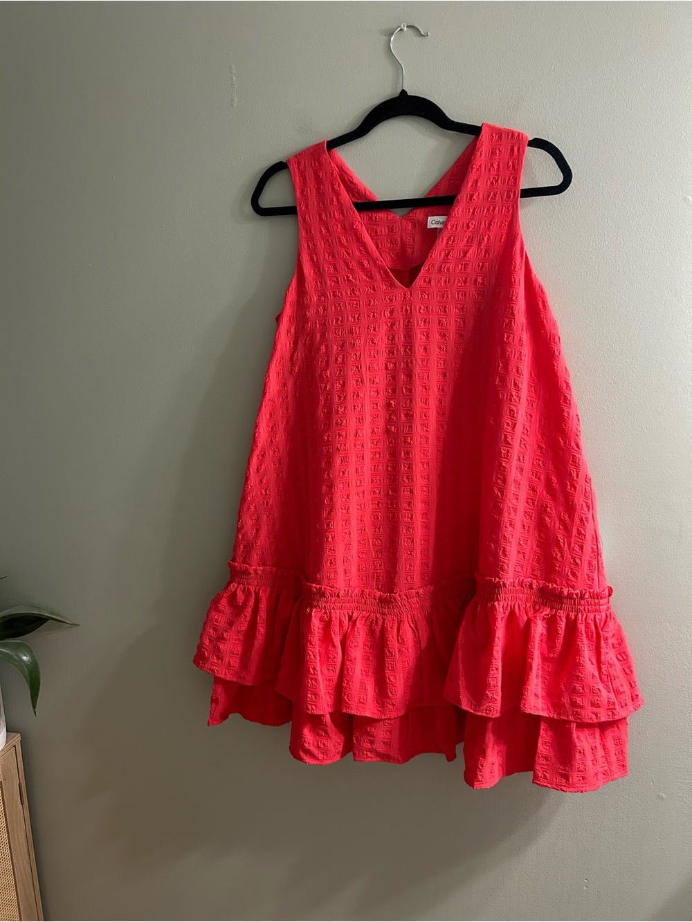 Calvin Klein stunning effortless summer dress
